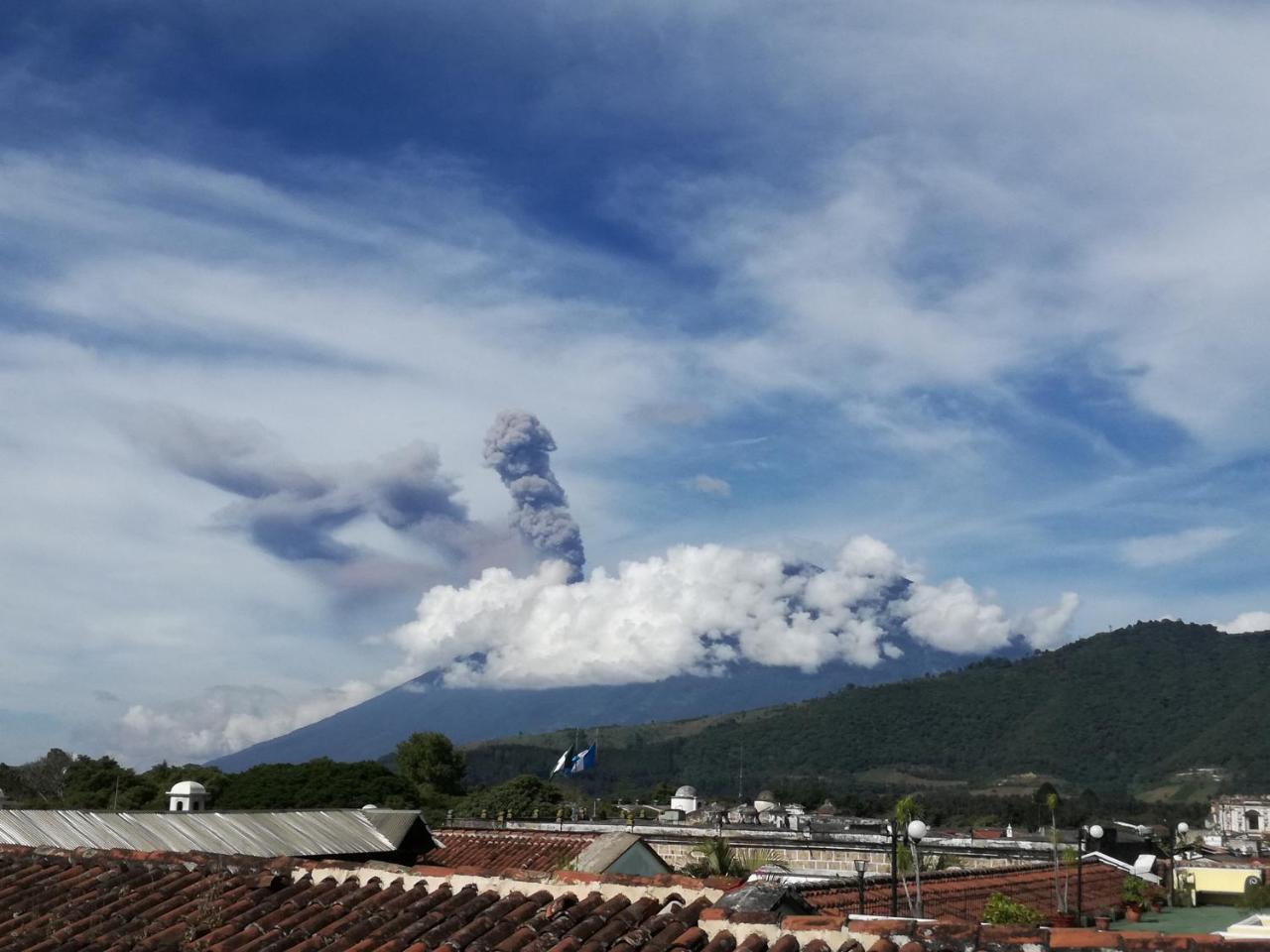 Posada San Sebastian Antigua ภายนอก รูปภาพ